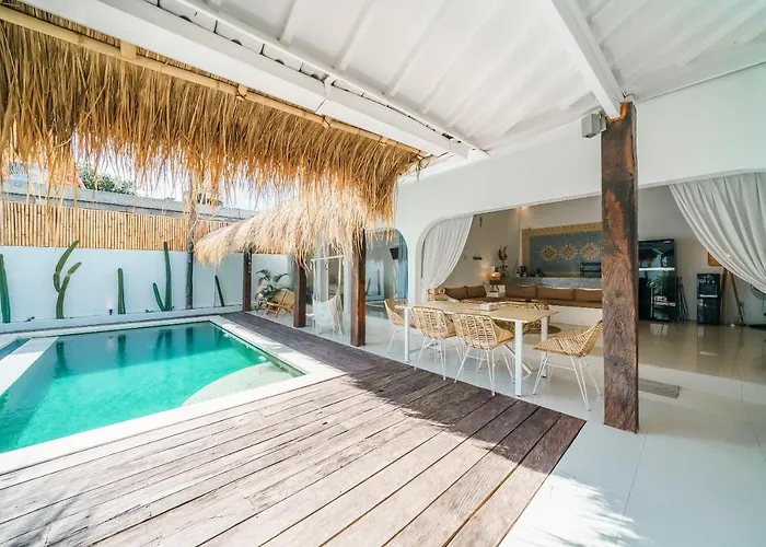 Santorini - Boho-chic 3-bedroom In The Heart Of Berawa! *