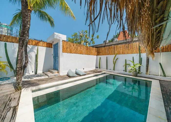 Santorini - Boho-chic 3-bedroom In The Heart Of Berawa! * Canggu (Bali)