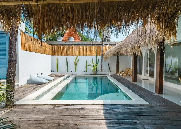 Santorini - Boho-chic 3-bedroom In The Heart Of Berawa! *