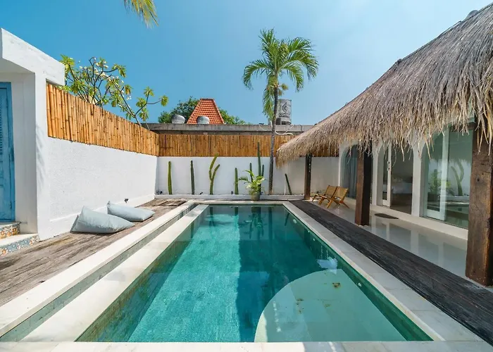 Santorini - Boho-chic 3-bedroom In The Heart Of Berawa! * Canggu (Bali)